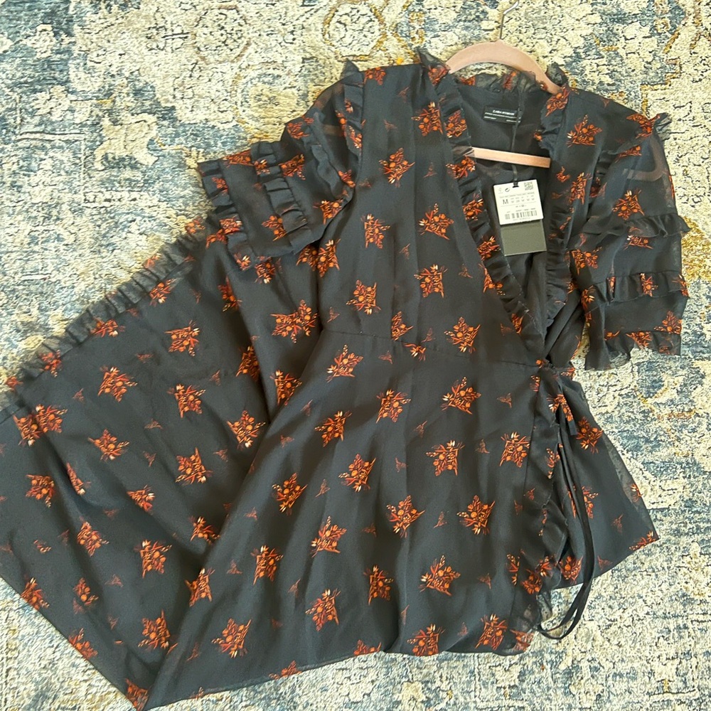 🎉SUMMER SALE!🎉 NWT Zara Darling Navy Wrap Dress